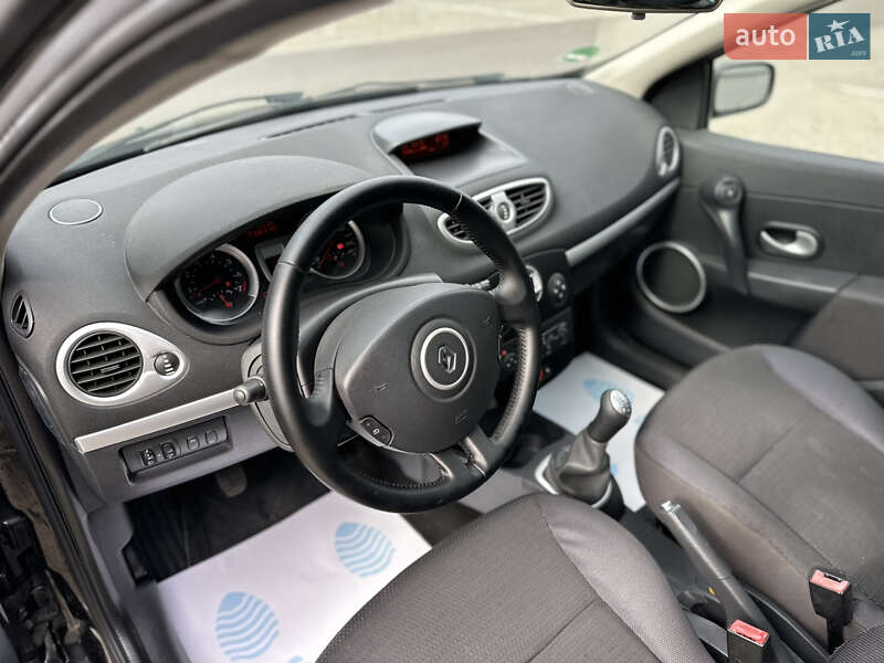 Универсал Renault Clio 2008 в Луцке