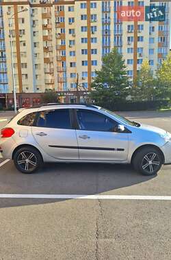 Универсал Renault Clio 2010 в 