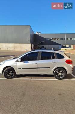 Универсал Renault Clio 2010 в 