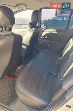 Универсал Renault Clio 2010 в 