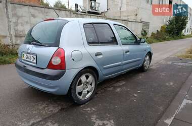 Хэтчбек Renault Clio 2002 в 