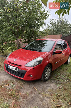 Хэтчбек Renault Clio 2012 в Шостке