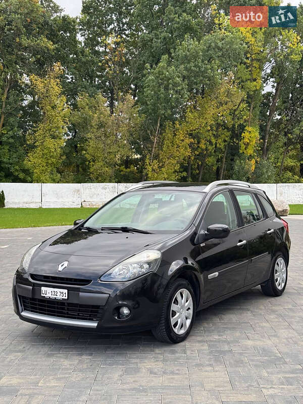 Универсал Renault Clio 2010 в Луцке