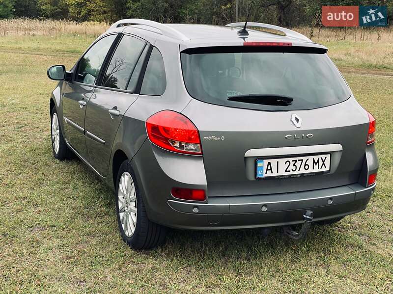 Универсал Renault Clio 2010 в Борисполе