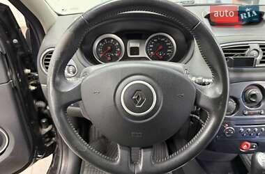 Хэтчбек Renault Clio 2007 в 