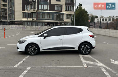 Хэтчбек Renault Clio 2015 в 