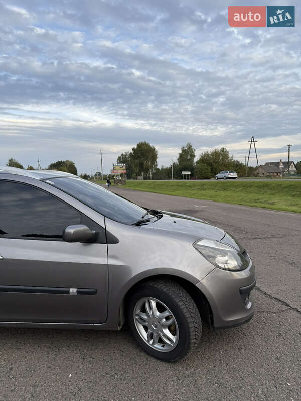 Универсал Renault Clio 2008 в Ровно фото 6 Универсал Renault Clio 2008 в Ровно