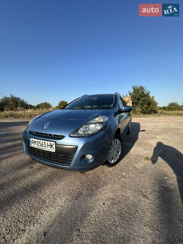 Универсал Renault Clio 2010 в 