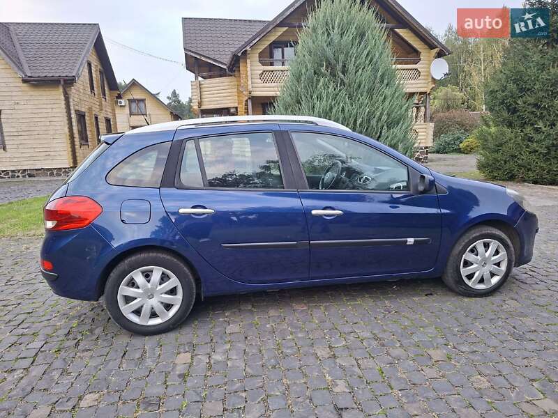 Универсал Renault Clio 2008 в Ровно