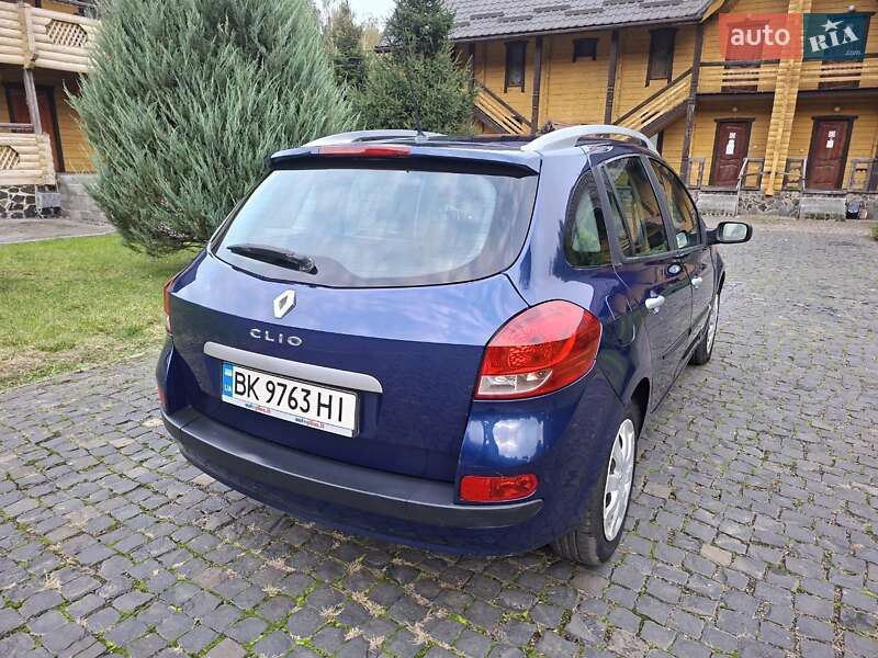 Универсал Renault Clio 2008 в Ровно