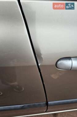 Универсал Renault Clio 2011 в 