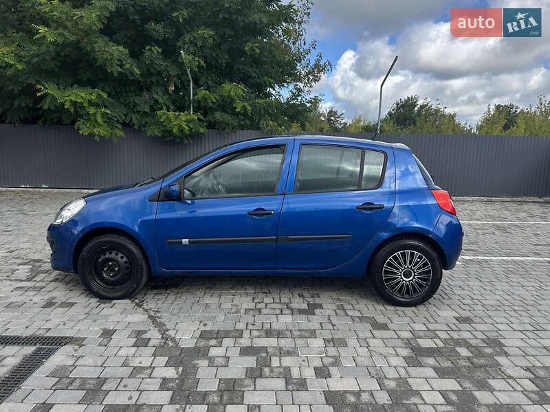 Хэтчбек Renault Clio 2009 в Ровно