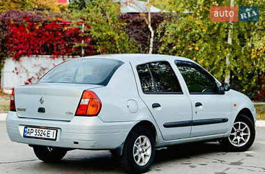 Хэтчбек Renault Clio 2001 в 