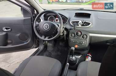 Универсал Renault Clio 2010 в 