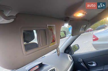 Хэтчбек Renault Clio 2008 в 