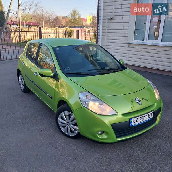 Хэтчбек Renault Clio 2009 в Чернигове