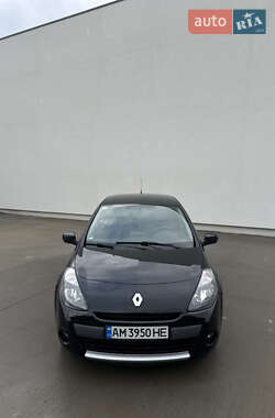 Хэтчбек Renault Clio 2012 в 