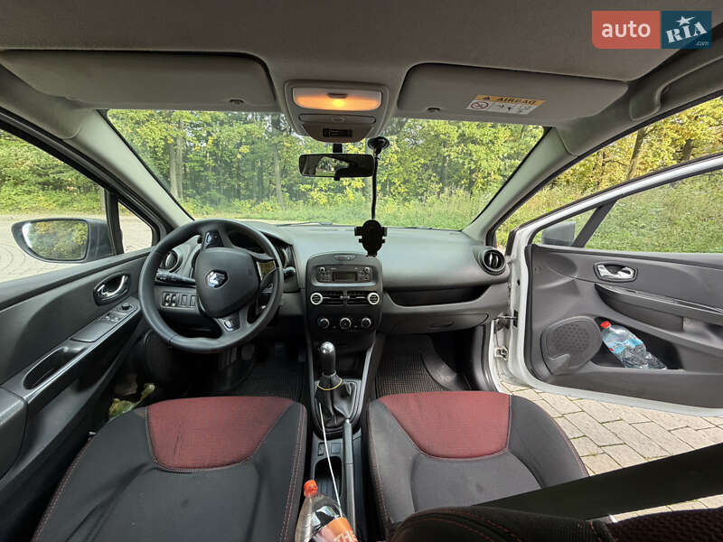 Хэтчбек Renault Clio 2014 в Львове
