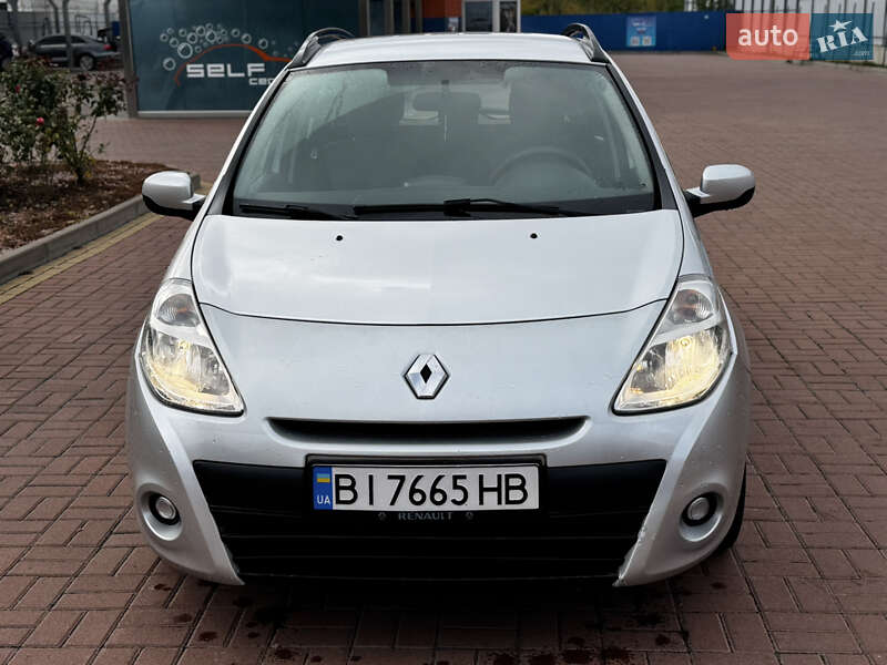 Универсал Renault Clio 2009 в 