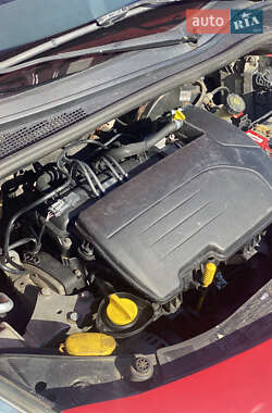 Хэтчбек Renault Clio 2008 в 