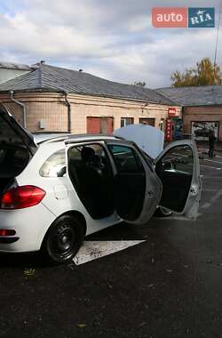 Хэтчбек Renault Clio 2009 в 