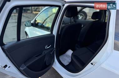 Універсал Renault Clio 2011 в 