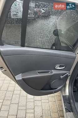 Універсал Renault Clio 2009 в 