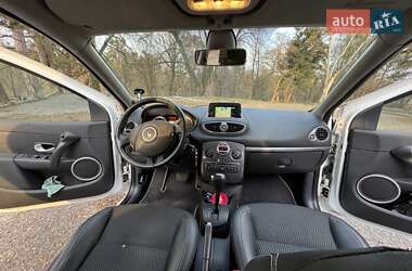 Универсал Renault Clio 2011 в 