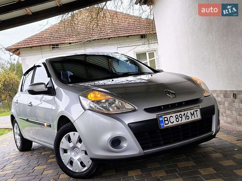 Хэтчбек Renault Clio 2010 в Бориславе