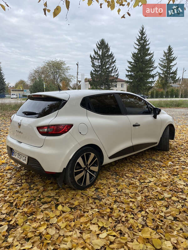 Хетчбек Renault Clio 2013 в Чорткові