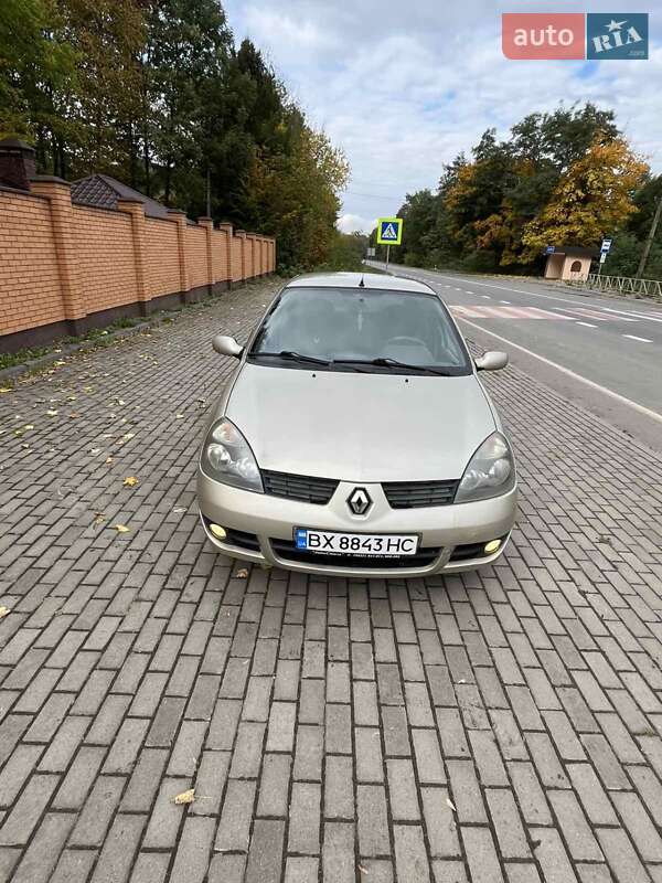 Седан Renault Clio 2007 в Красилове