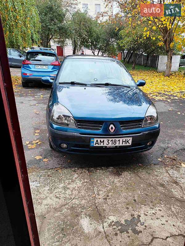 Хетчбек Renault Clio 2002 в Бердичеві фото 3 Хетчбек Renault Clio 2002 в Бердичеві