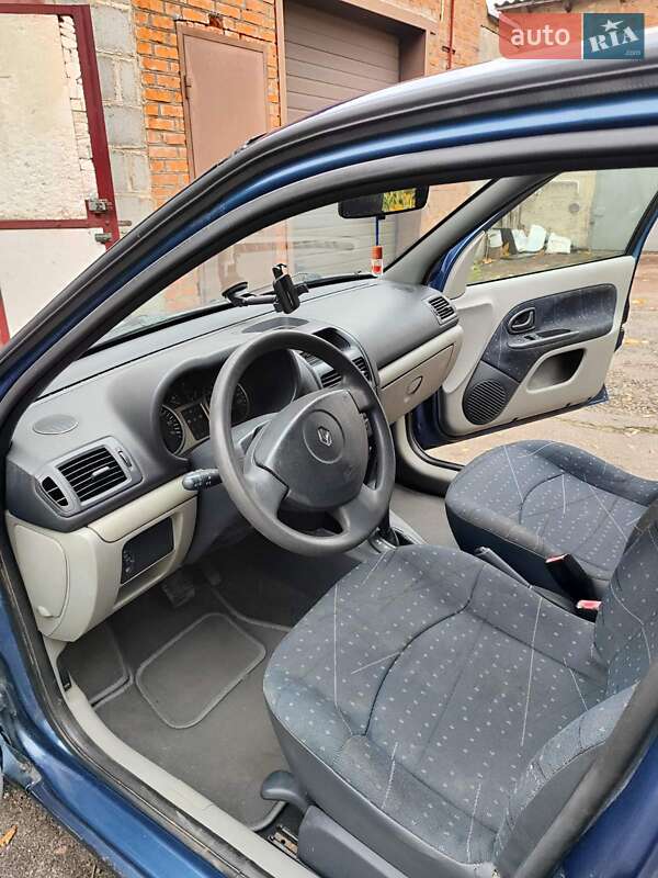 Хетчбек Renault Clio 2002 в Бердичеві фото 10 Хетчбек Renault Clio 2002 в Бердичеві