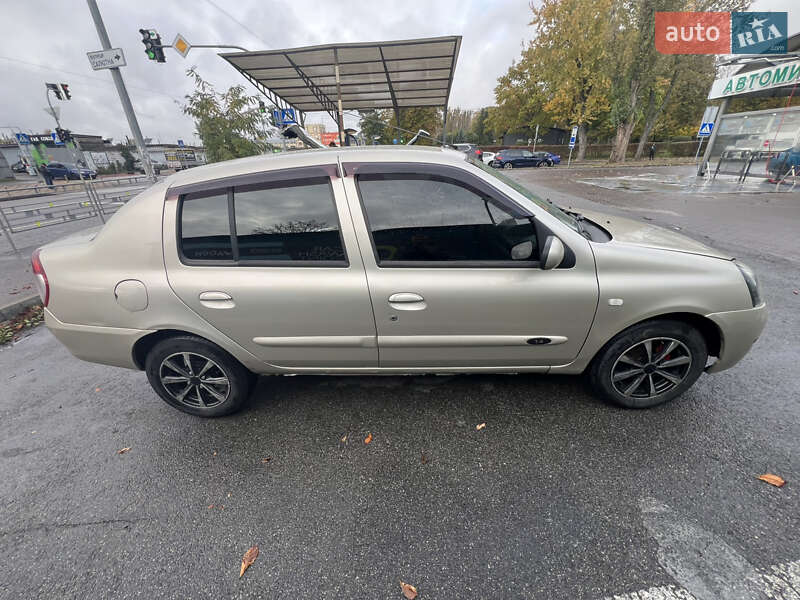 Седан Renault Clio 2008 в Києві