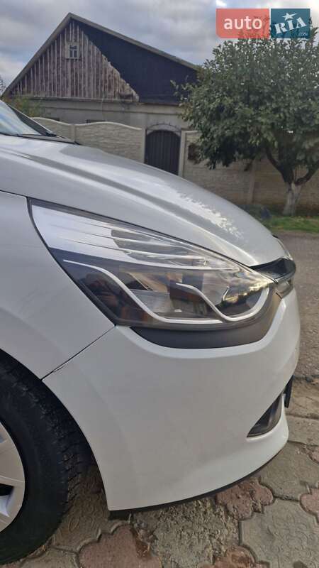 Универсал Renault Clio 2015 в Николаеве