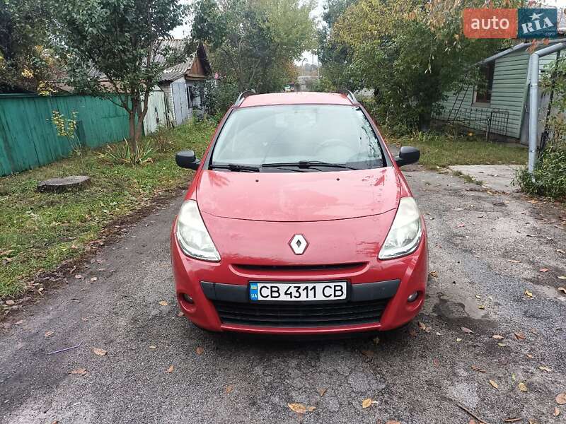 Універсал Renault Clio 2010 в Чернігові