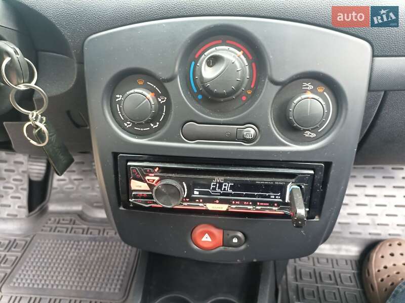 Універсал Renault Clio 2010 в Чернігові