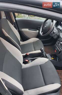 Универсал Renault Clio 2009 в 