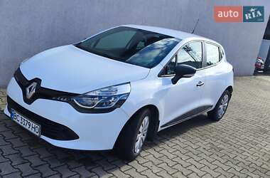 Хэтчбек Renault Clio 2015 в 