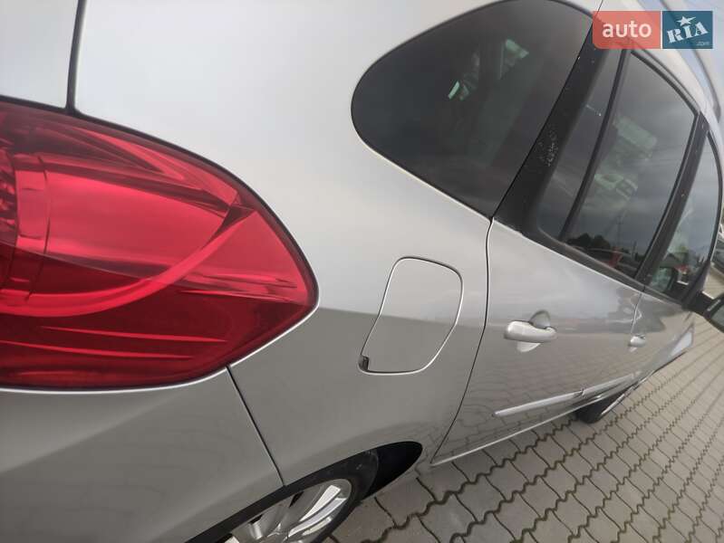 Универсал Renault Clio 2009 в Пустомытах