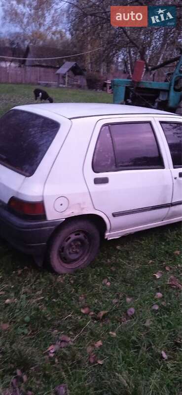 Хетчбек Renault Clio 1992 в Коростені фото Хетчбек Renault Clio 1992 в Коростені
