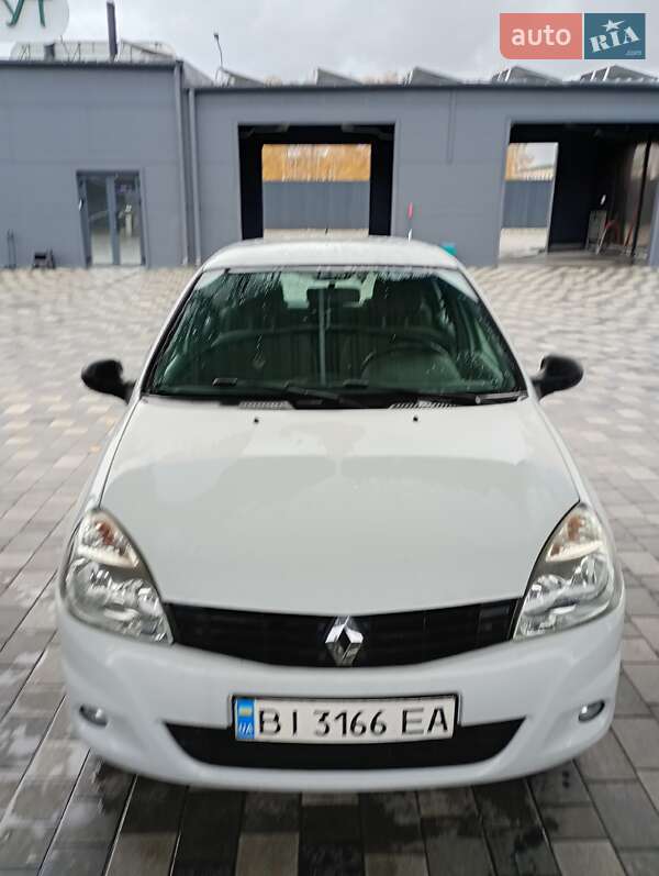 Хетчбек Renault Clio 2011 в Полтаві фото Хетчбек Renault Clio 2011 в Полтаві
