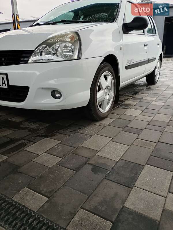 Хетчбек Renault Clio 2011 в Полтаві фото 7 Хетчбек Renault Clio 2011 в Полтаві