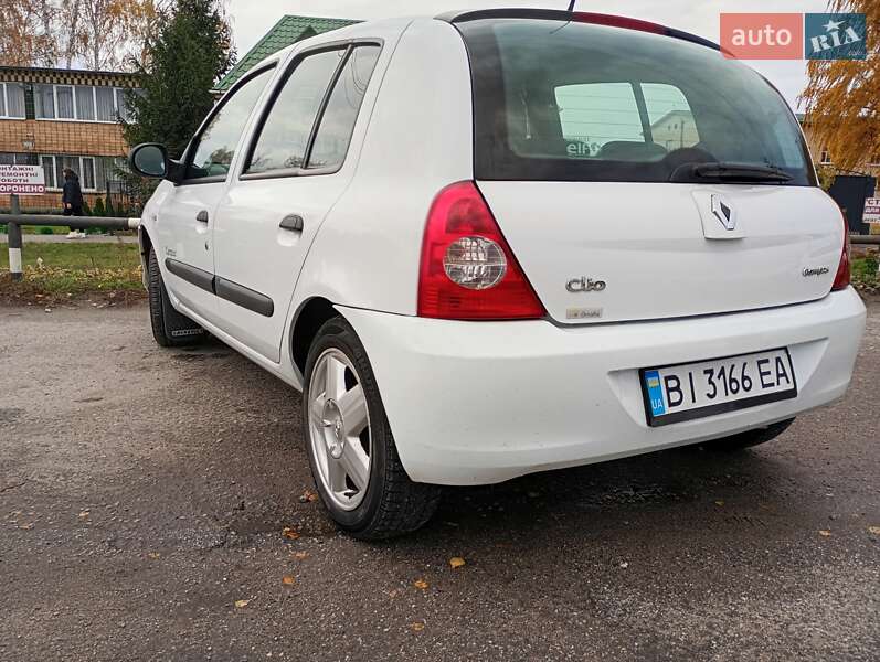 Хетчбек Renault Clio 2011 в Полтаві фото 33 Хетчбек Renault Clio 2011 в Полтаві