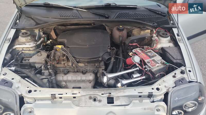 Хетчбек Renault Clio 2000 в Запоріжжі фото 6 Хетчбек Renault Clio 2000 в Запоріжжі