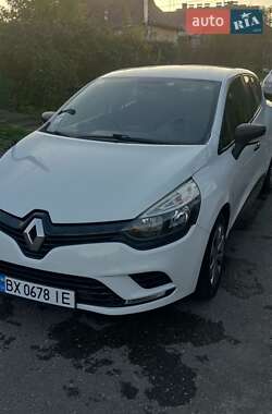 Хэтчбек Renault Clio 2016 в Староконстантинове
