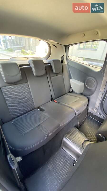 Хэтчбек Renault Clio 2012 в Ивано-Франковске