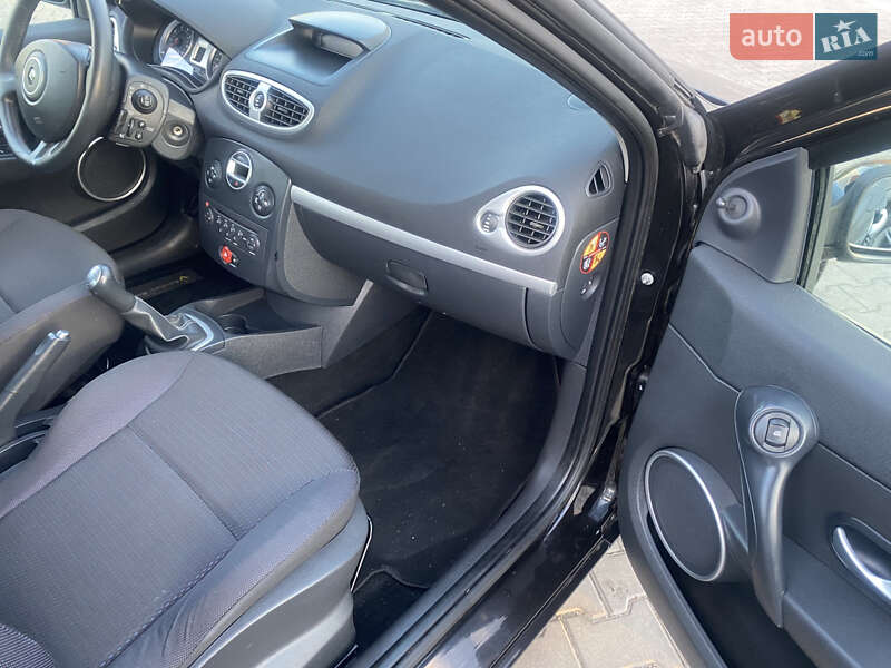 Хетчбек Renault Clio 2008 в Коломиї