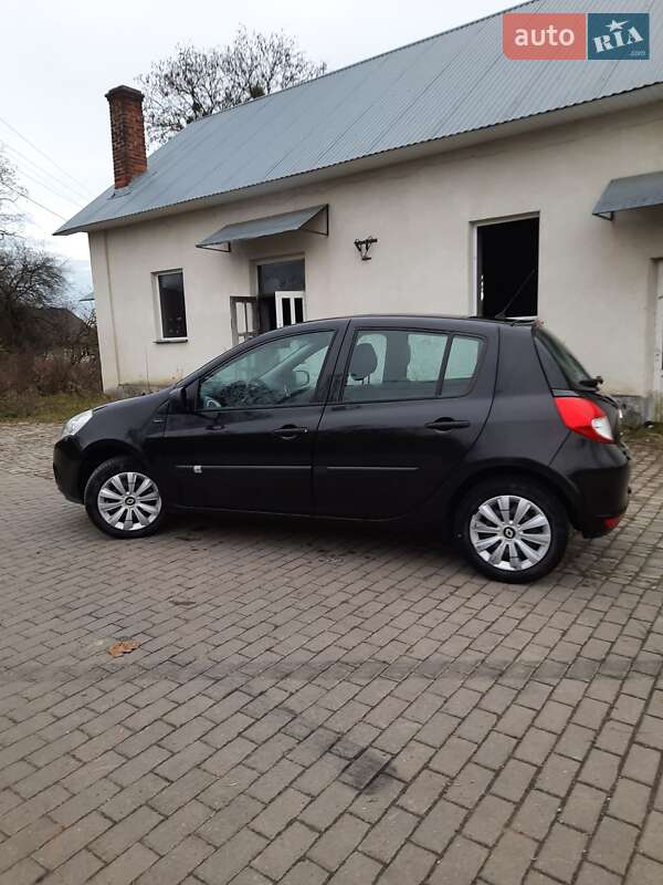 Хэтчбек Renault Clio 2011 в Львове фото 15 Хэтчбек Renault Clio 2011 в Львове