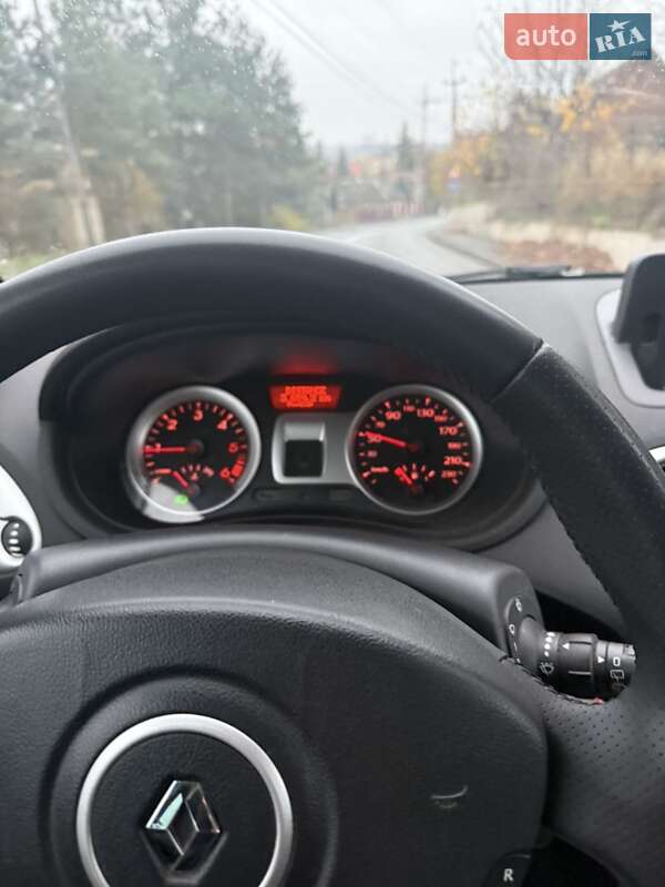 Хетчбек Renault Clio 2011 в Вінниці фото 18 Хетчбек Renault Clio 2011 в Вінниці